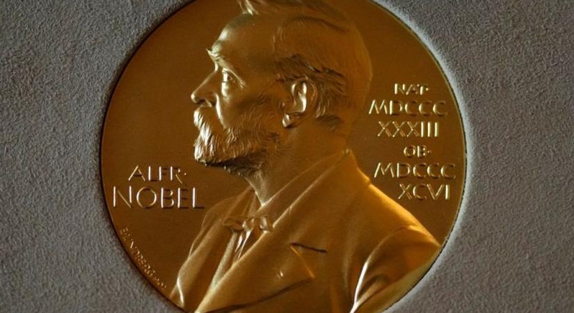 390 millió forinton osztozik a három közgazdász: megvannak a közgazdaságtudományi Nobel-emlékdíj nyertesei