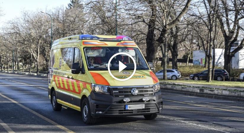 Dunába vetette magát a mentőszolgálat egyik állomásvezetője