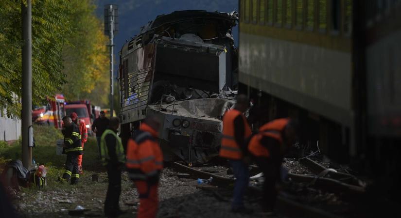 Emelkedett a szádalmási vonatbaleset kritikus sérültjeinek száma
