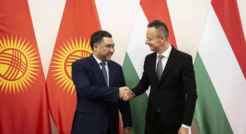 „A brüsszeli szankciókra már az európai-közép-ázsiai együttműködés is kezd rámenni”
