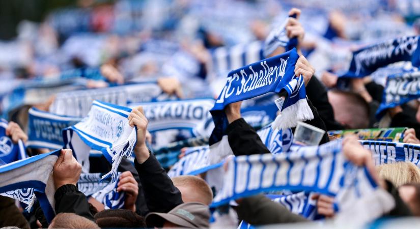 Döbbenet: fotósokat bántalmaztak a Schalke huligánjai