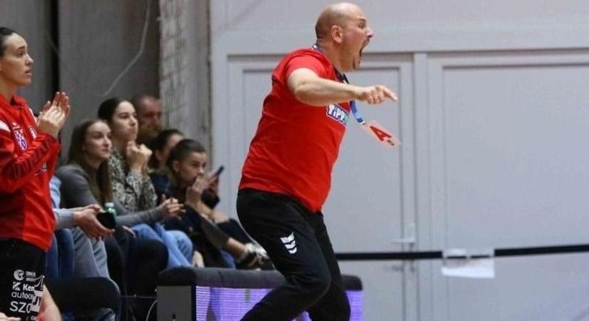 Önvizsgálatot kell tartania mindenkinek, így nem mehet tovább