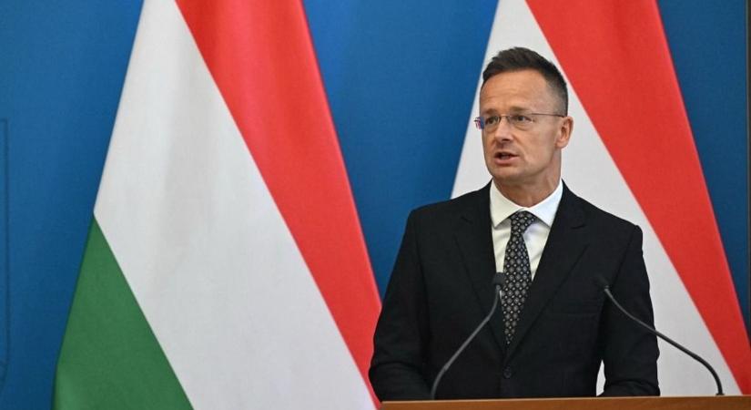 Szijjártó Péter megálljt parancsolt a Tisza Párt őrületének: Magyar Péter a brüsszeli álláspontot képviseli