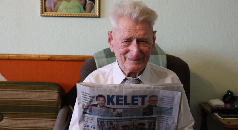 A nyíregyházi ünnepelt már 95 éves, de naponta kétszer elteker Nyírtelekre (fotókkal)