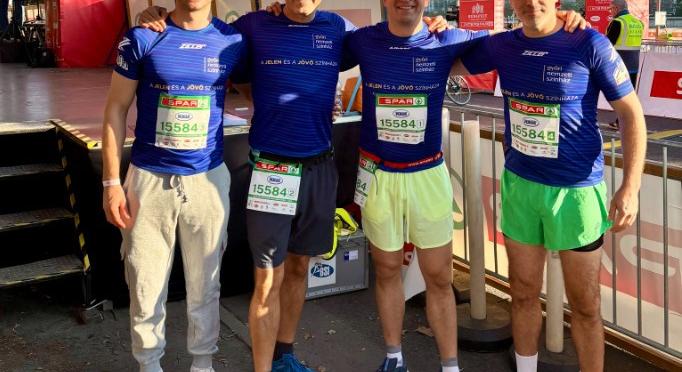 A Győri Nemzeti Színház futócsapata tarolt a 40. SPAR Maratonon!