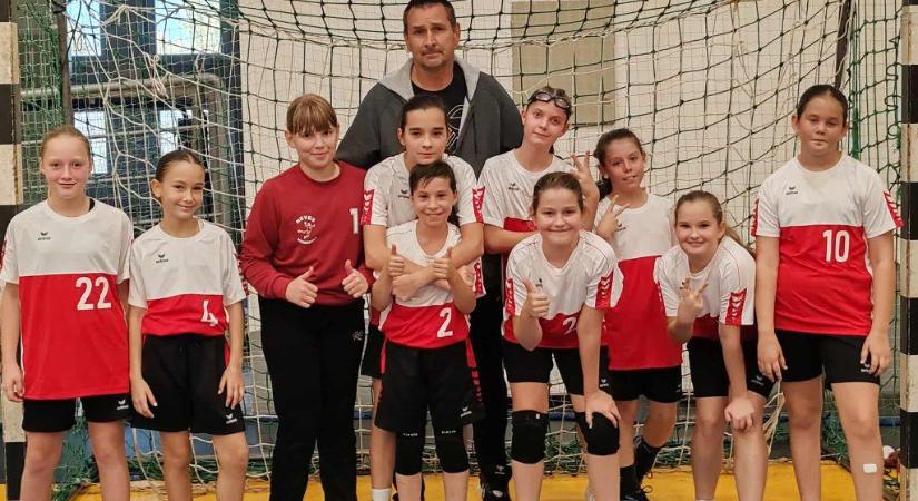 Lehengerlő játék városunk U/12-es kézilabda csapataitól