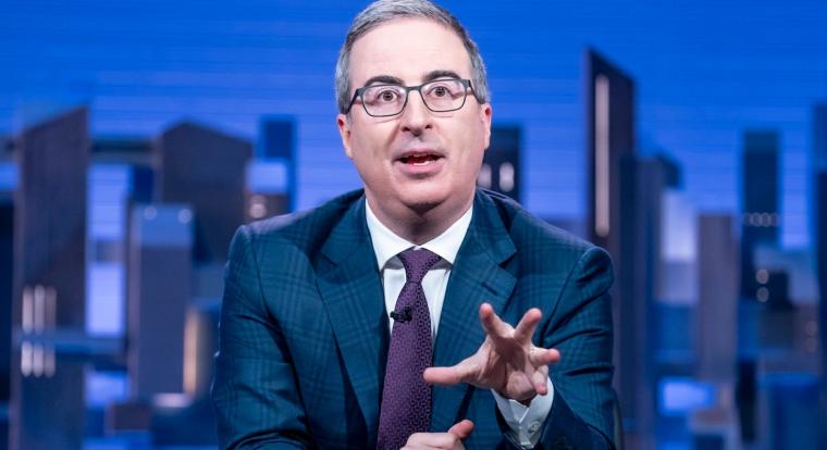 John Oliver élesen kritizálta Bari Weiss kinevezését a CBS News élére