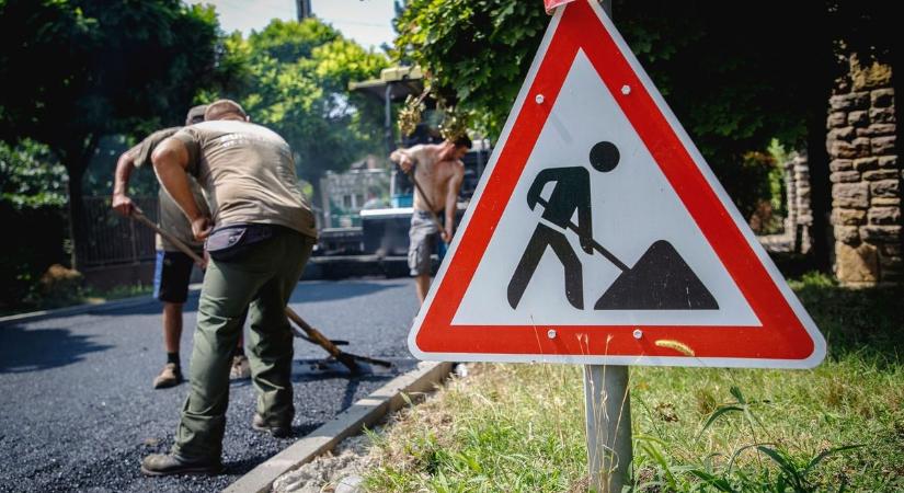 Most jelentették be: nagy útépítési program vette kezdetét Dél-Magyarországon – évtizedek óta nem látott ilyet az 1500 fős település