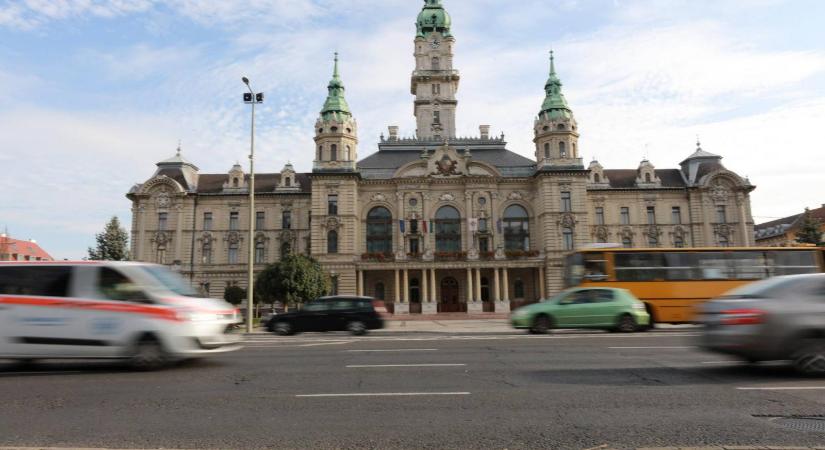 Milliós havi jövedelme mellett mindössze 70 ezer forintot fizet az önkormányzati bérlakásért Győrben egy fideszes képviselő
