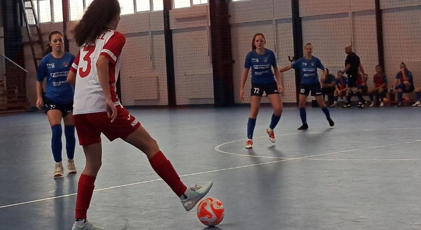 Micsoda döntetlen ekkora hátrányból! A női futsalosok már négypontosak