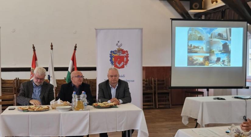 Új közösségi teret hoznak létre Komádiban a fiatalok helyben maradásáért