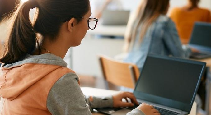 Ingyenes laptop igénylése lépésről lépésre