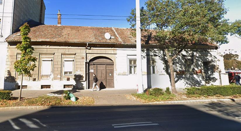 Ingatlanvita Debrecenben a Szikra Mozgalom és a Fidesz között