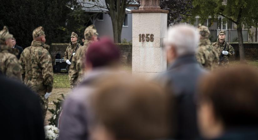 Az örökmécsesnél emlékezik a város október 23-án