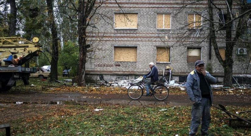 Elképesztő előrejelzés: magyarországnyi lakosságúra zsugorodhat Ukrajna
