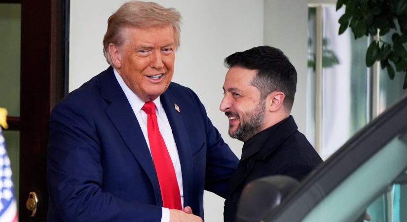 Fagyos kézfogás és szópárbaj: Trump és Macron most nem épp a legjobb barátok