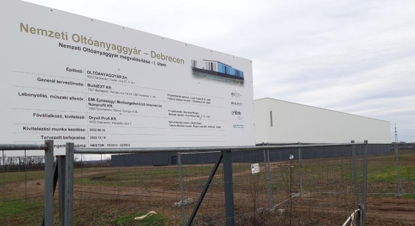 Kormányinjekcióra vár az oltóanyaggyár