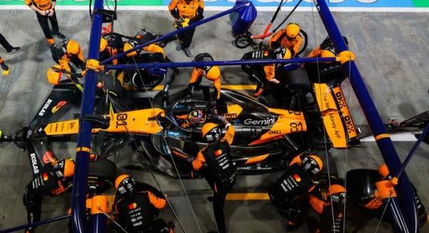 Miért estek szét a McLaren kerékcseréi?