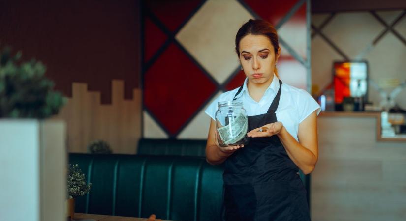 „Nem fizetek csak azért, mert kell” – a Z generáció fellázadt a muszáj-borravaló ellen