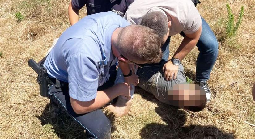 Menekülés közben rendőrautóba hajtott, a körforgalom közepére tolva a kecskeméti nyomozókat – fotók