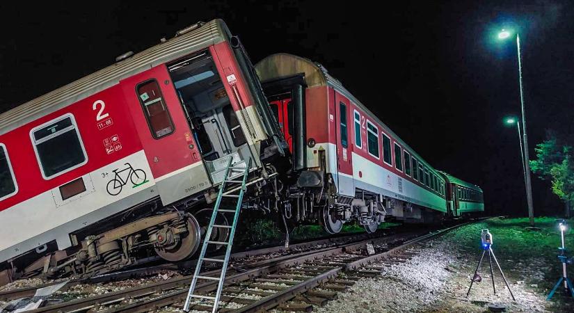 Šaško: Egy beteg állapota súlyos a szádalmási vonatszerencsétlenség után