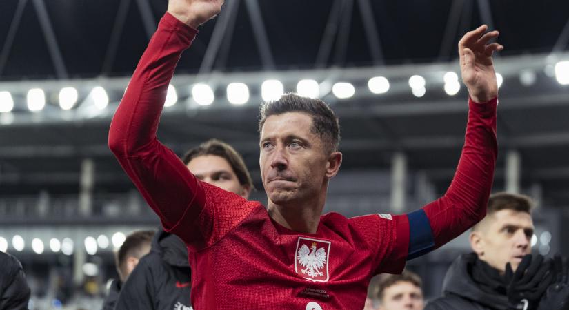 Rossz hírt kapott a Barcelona Robert Lewandowskiról