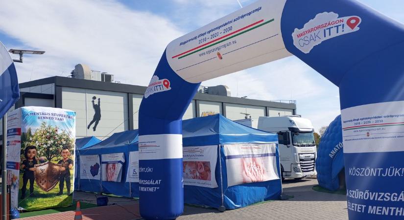 Sárbogárdra érkezett az ország legnagyobb mobil diagnosztikai központja! (Videó)