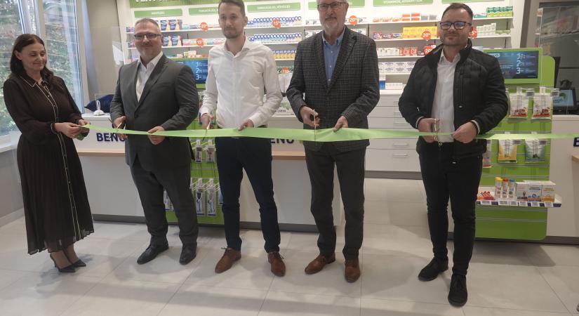 Büszke lehet a patikájára Pocsaj