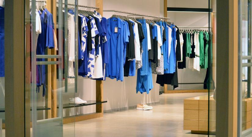 Így játszott össze a Gucci, a Chloé és a Loewe – brutális büntetés a jussuk