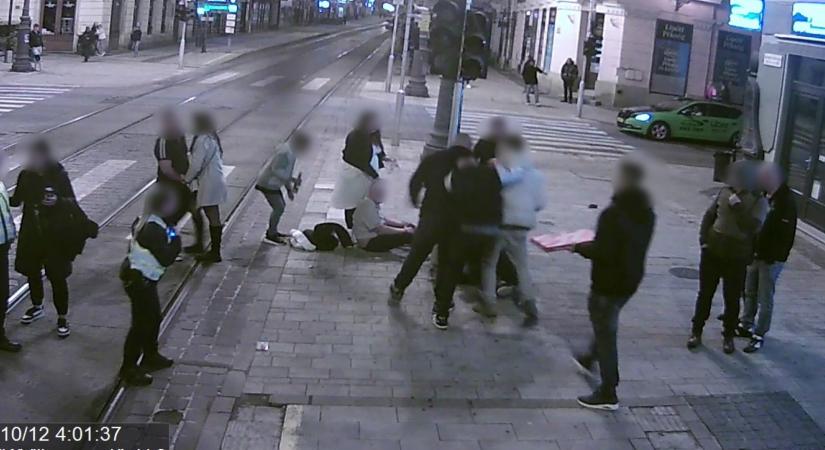 Két társaság esett egymásnak Miskolc belvárosában
