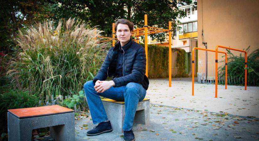 Kábítószerezéssel vádolták a fideszesek, ezért nyilvánosságra hozta drogtesztjét a nyolcadik kerületi választáson induló ellenzéki jelölt