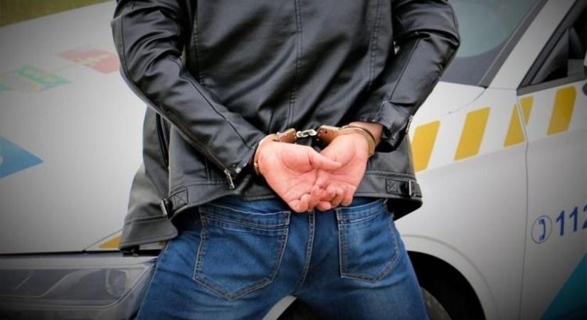Kismotor és vízmérték - "nagy" zsákmányra tett szert a mátraderecskei betörő