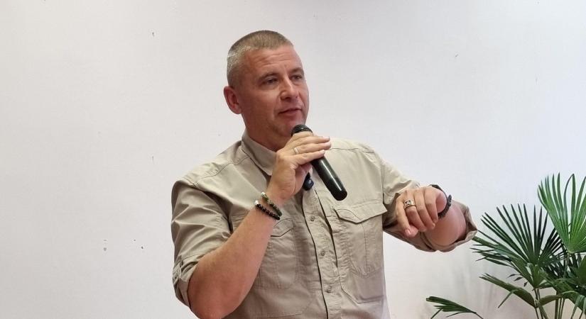 Ruszin-Szendi Romulusz: Az Orbán-kormány már közelebb áll Oroszországhoz, mint a NATO-hoz