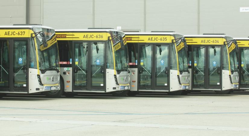 Ezekkel a buszokkal utazna Debrecenben? Több megállóban is hiába várja majd!