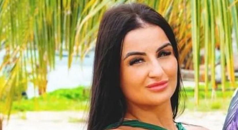 Bikinis képen mutatja meg csodás alakját a Kísértés sztárja