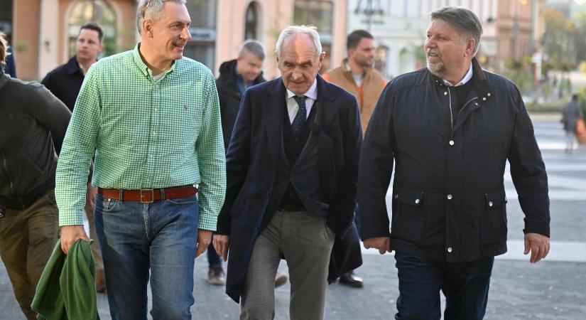 Lázár János: Ha igaz a brüsszeli kémügy, a magyar hírszerzőknek kitüntetés járna