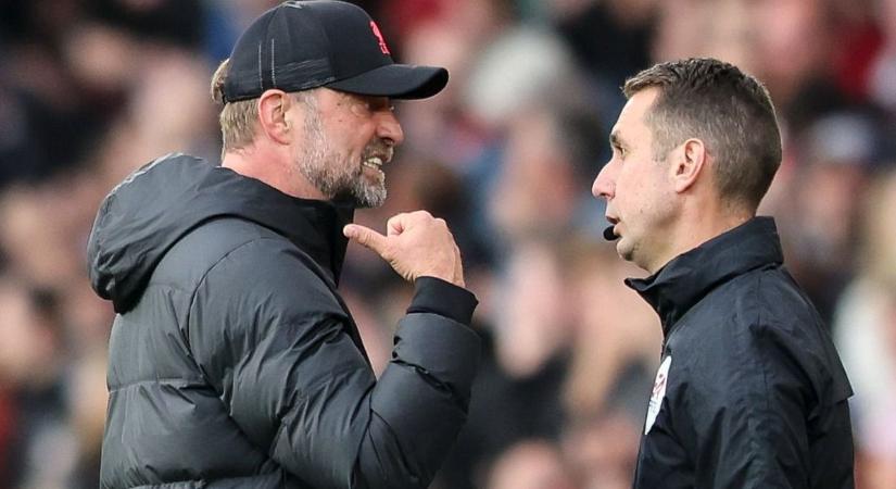 Gyerekpornó miatt csukhatják le a Liverpool-rém focibírót
