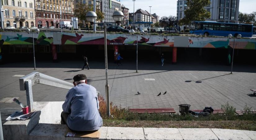 A Boráros téri hajléktalanok közt élhet a nagykőrösi gyermekotthonból szökött, bántalmazott kisfiú