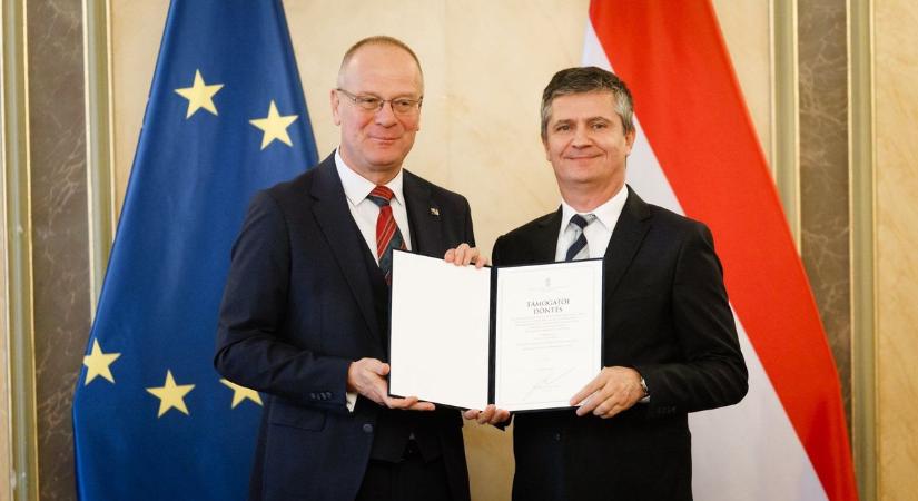 Jelentős támogatást kapott Mikepércs