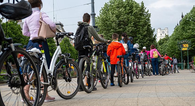 Érdemes lesz két kerékkel kezdeni a napot Debrecenben