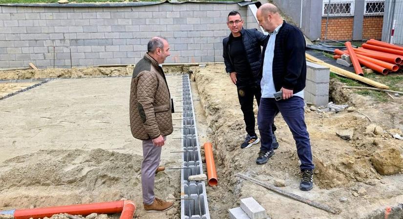 Elkezdődött a régóta várt fejlesztés kivitelezése Dunaújvárosban