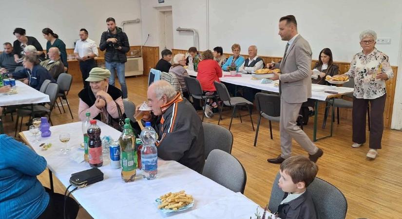 Egyszer csak bekopogtattak az önkormányzathoz... – így kezdődött minden