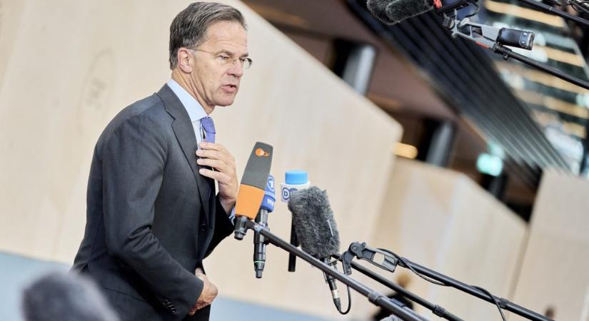 NATO-főtitkár: Ukrajna támogatásának a lehető legerősebbnek kell maradnia