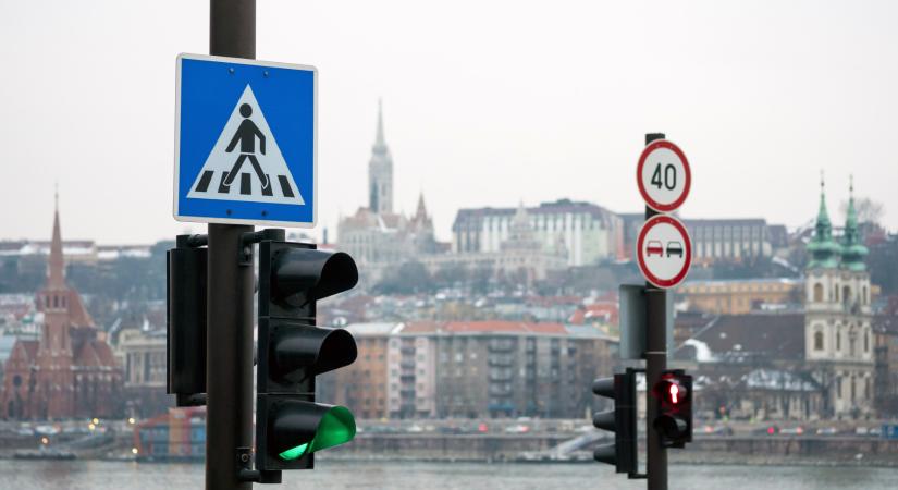 Új buszok álltak forgalomba Budapesten
