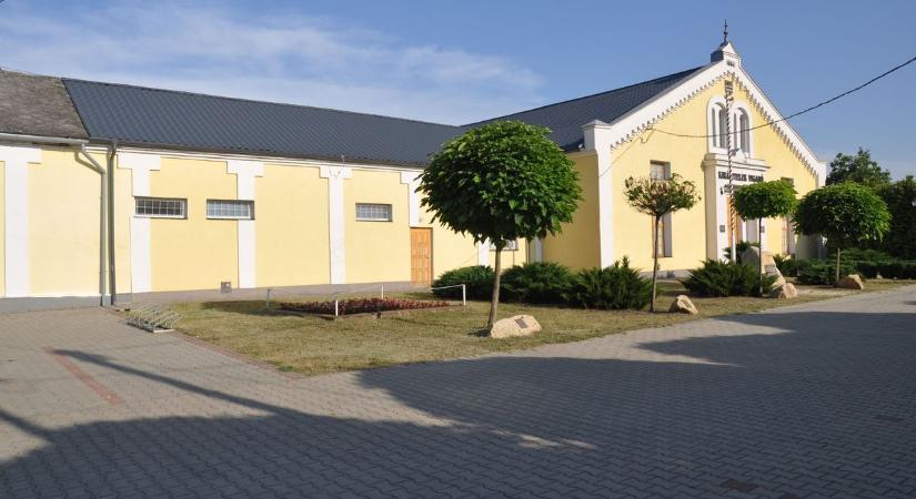 Forradalom és szabadságharc: a hősök előtt tisztelegnek