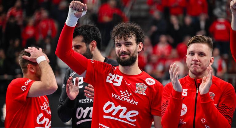 Szerződést hosszabbított olimpiai, világ- és Európa-bajnok klasszisával a Veszprém