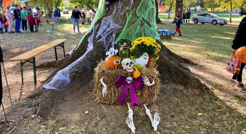Az év első Halloween buliját rendezték meg a szomszédban (képgalériával, videóval)