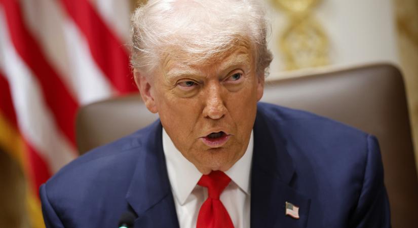 Trump kiakadt a Time magazin címlapján: Eltüntették a hajamat!