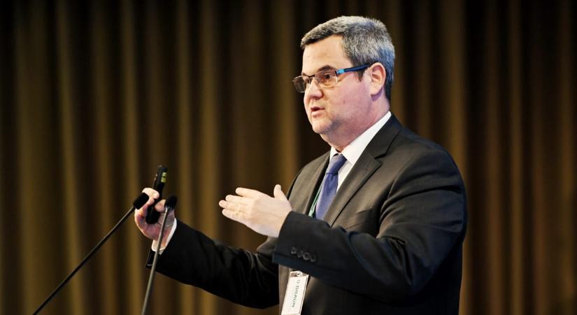 Takács Péter: Ha nyer a Fidesz a választáson, felülvizsgálják az orvosok bértábláját