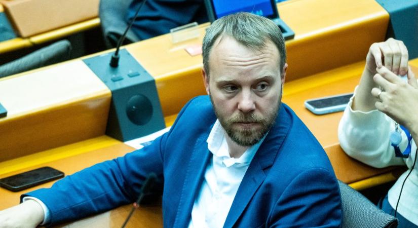 Feljelentést tett Orbán ellen egy német EP-képviselő, akinek ukránozós csalival próbálták feltörni a levelezését